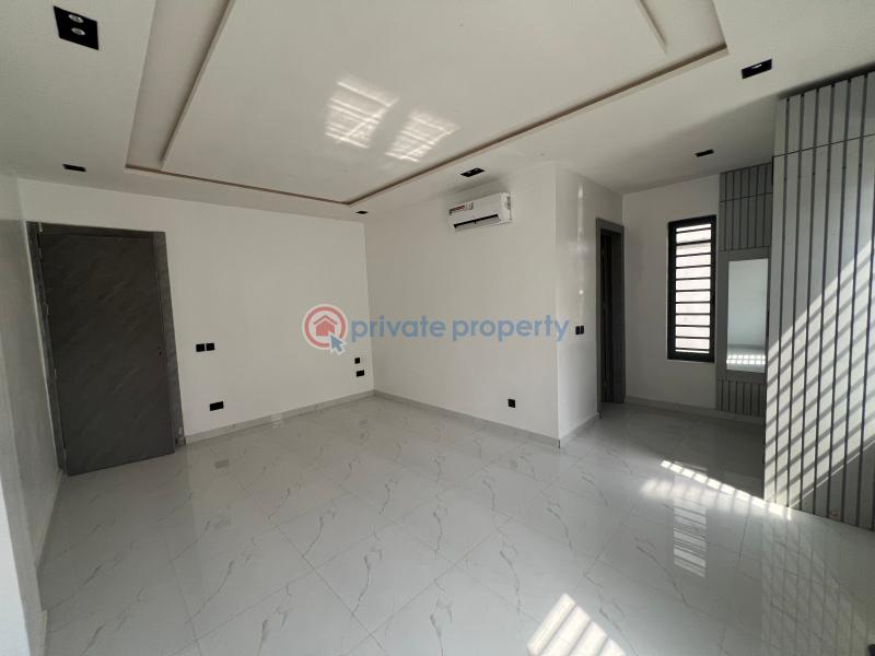 2 bedroom Block Of Flats For Sale Off Freedom Way Lekki Phase 1 Lagos - 19