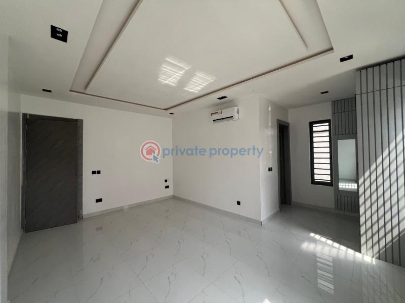 2 bedroom Block Of Flats For Sale Off Freedom Way Lekki Phase 1 Lagos - 11