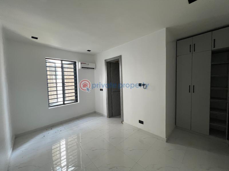 2 bedroom Block Of Flats For Sale Off Freedom Way Lekki Phase 1 Lagos - 17