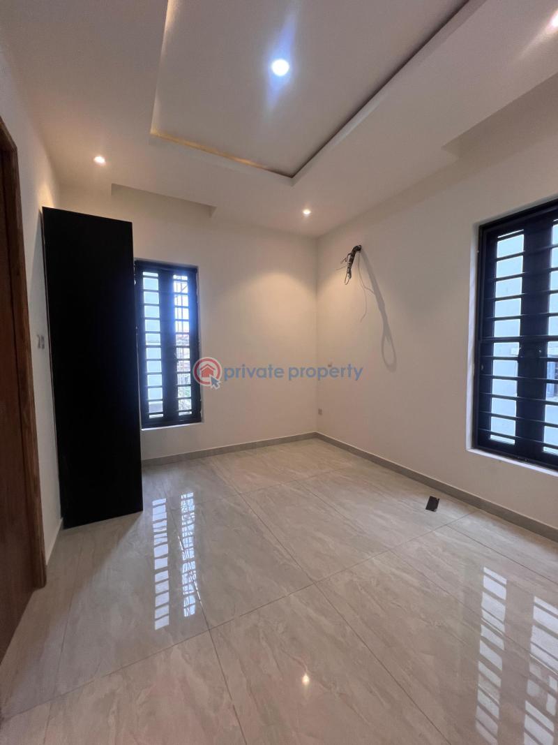 3 bedroom Block Of Flats For Sale Ikate Lekki Lagos - 3