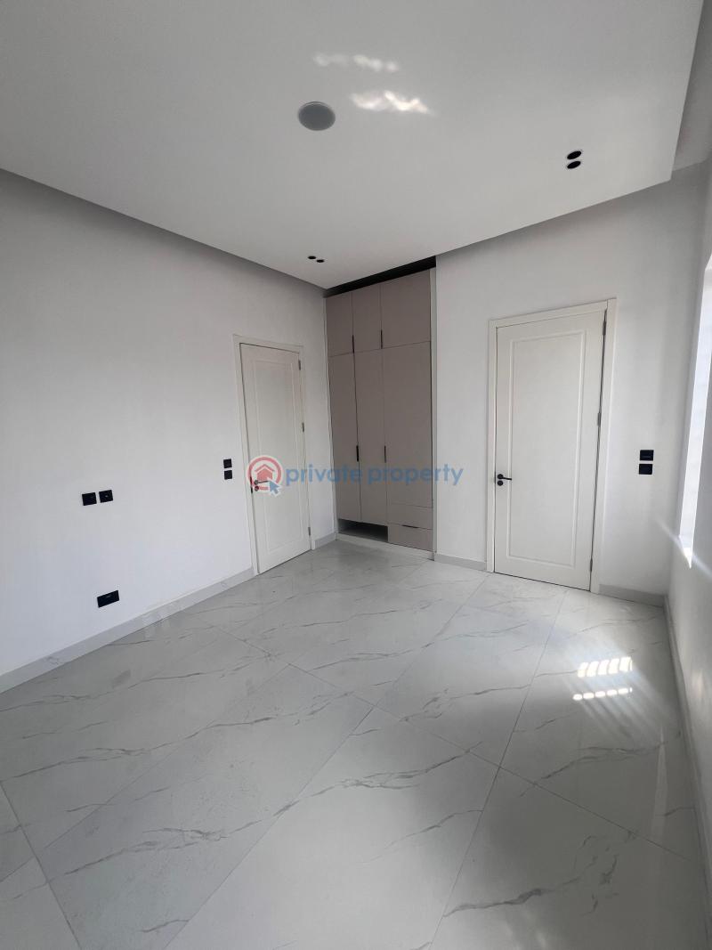 5 bedroom Detached Duplex For Sale Chevron Drive Lekki Lagos - 11
