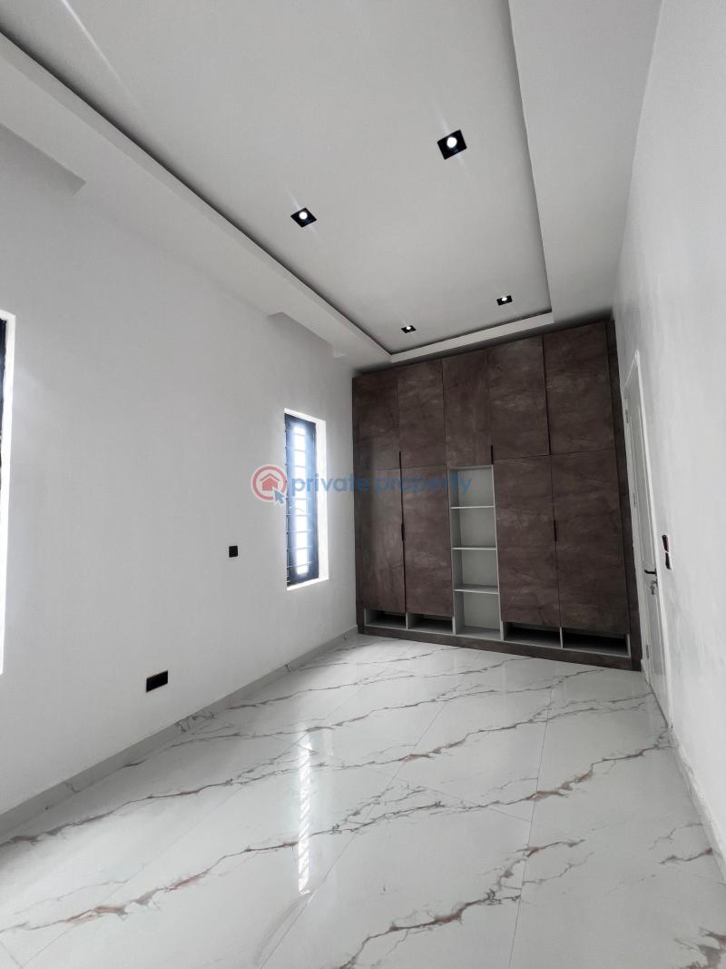 Newly built luxurious 5 bedroom fully detached duplex with bq - 11 5 bedroom Detached Duplex For Sale Harris Drive Lekki Lagos - 11