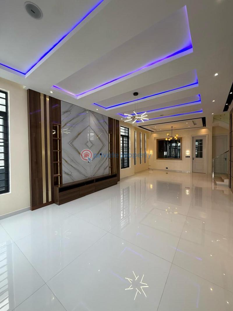 5 bedroom Detached Duplex For Sale Ikota Lekki Lagos - 6
