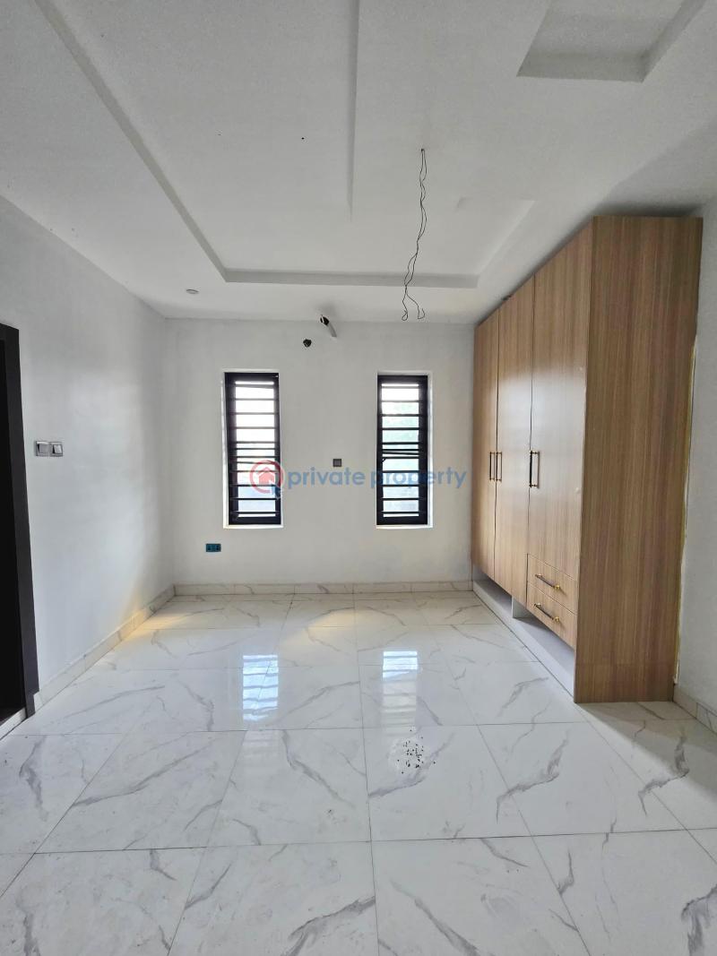 5 bedroom Terrace For Sale Serene Estate Mende Maryland Lagos - 12