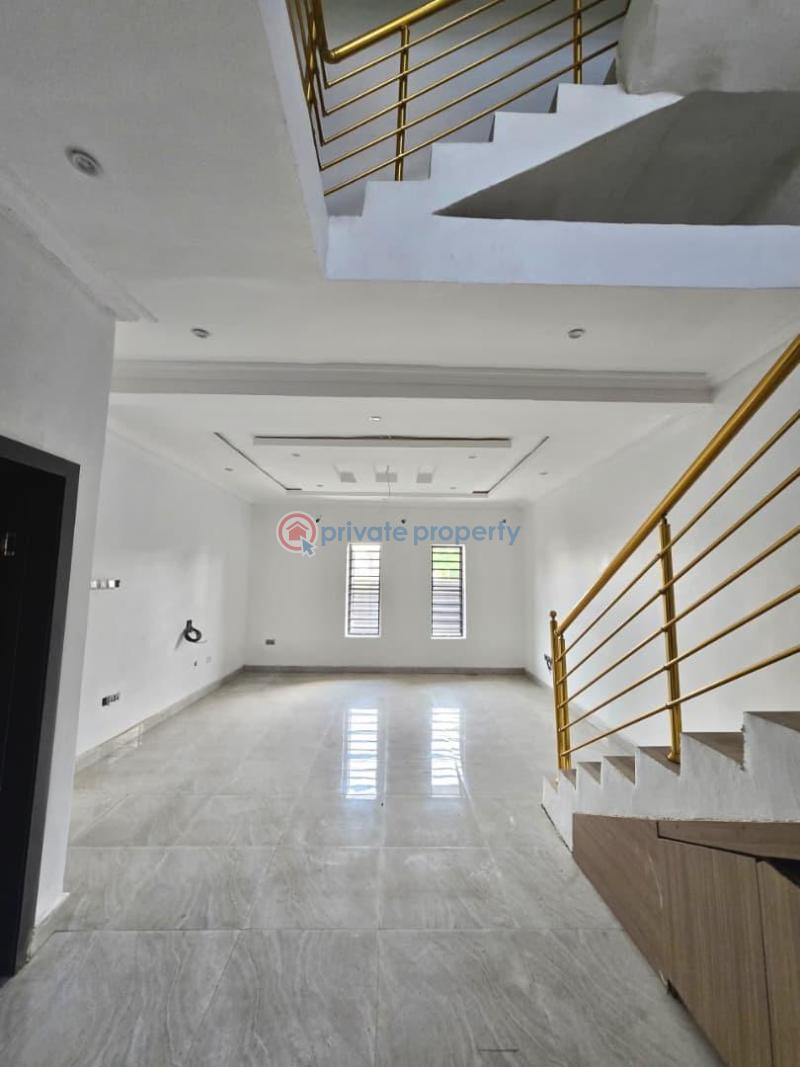 5 bedroom Terrace For Sale Serene Estate Mende Maryland Lagos - 1
