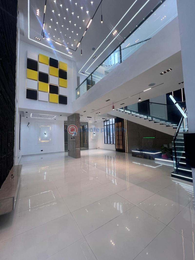 6 bedroom Detached Duplex For Sale Chevron Drive Lekki Lagos - 1