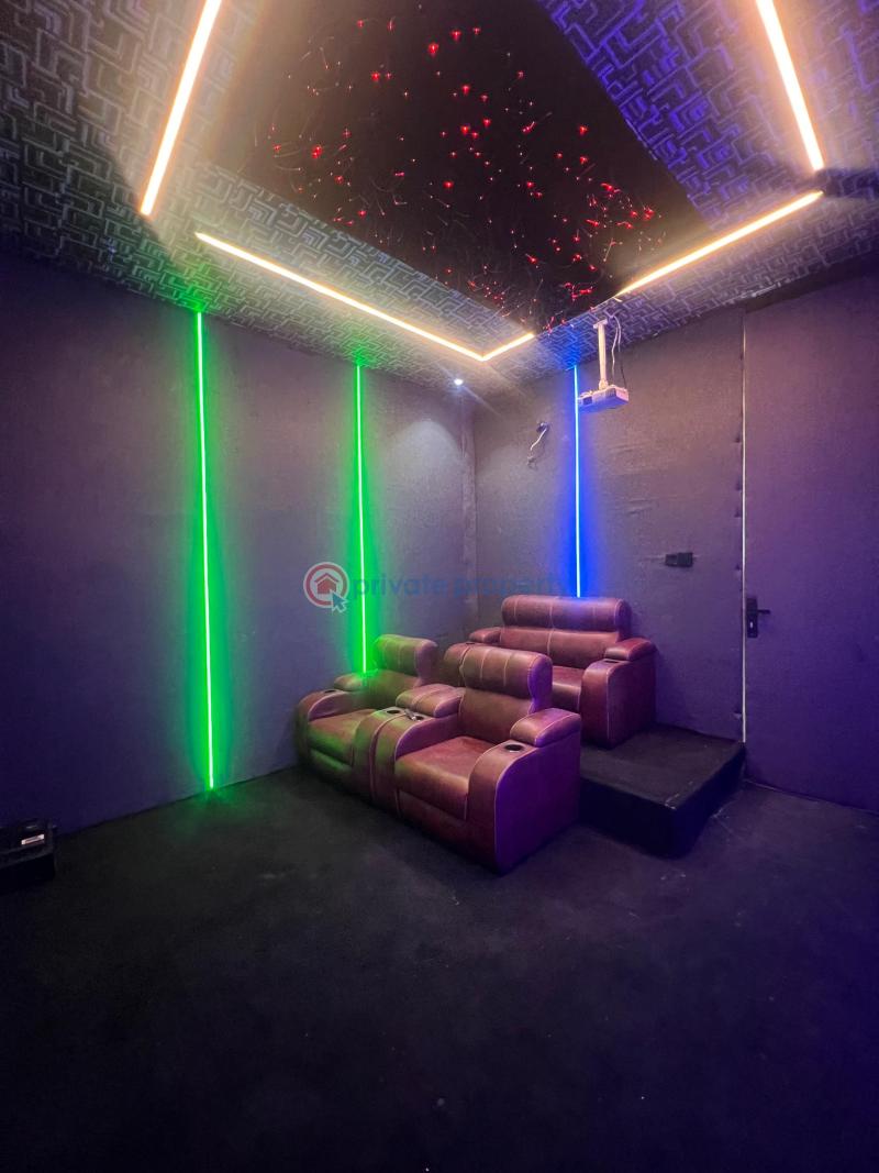 6 bedroom Detached Duplex For Sale Chevron Drive Lekki Lagos - 13