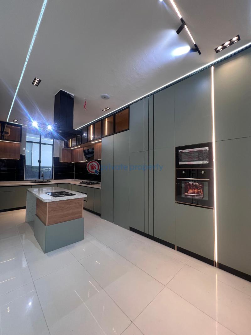 6 bedroom Detached Duplex For Sale Chevron Drive Lekki Lagos - 17