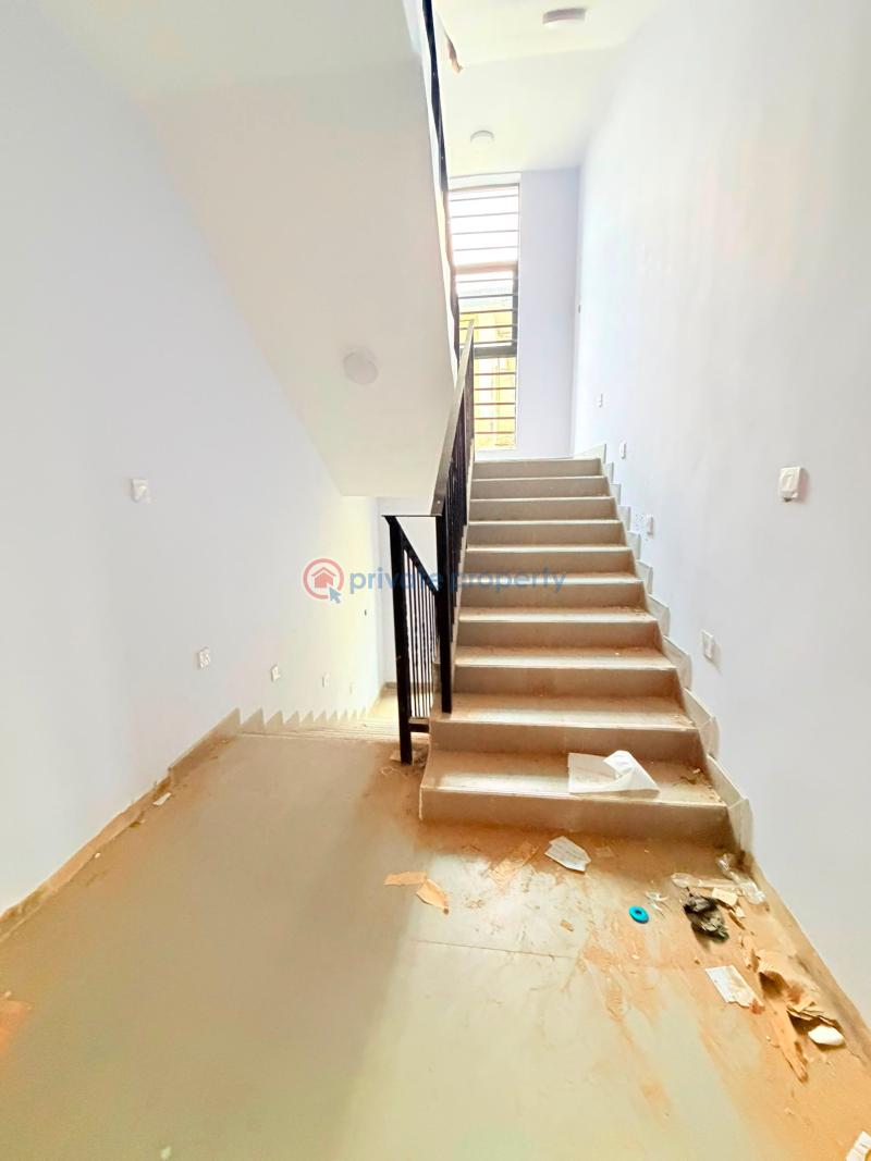 2 bedroom Block Of Flats For Sale Maryland Lagos - 1