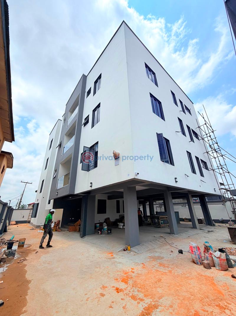 3 bedroom Block Of Flats For Sale Maryland Lagos - 9