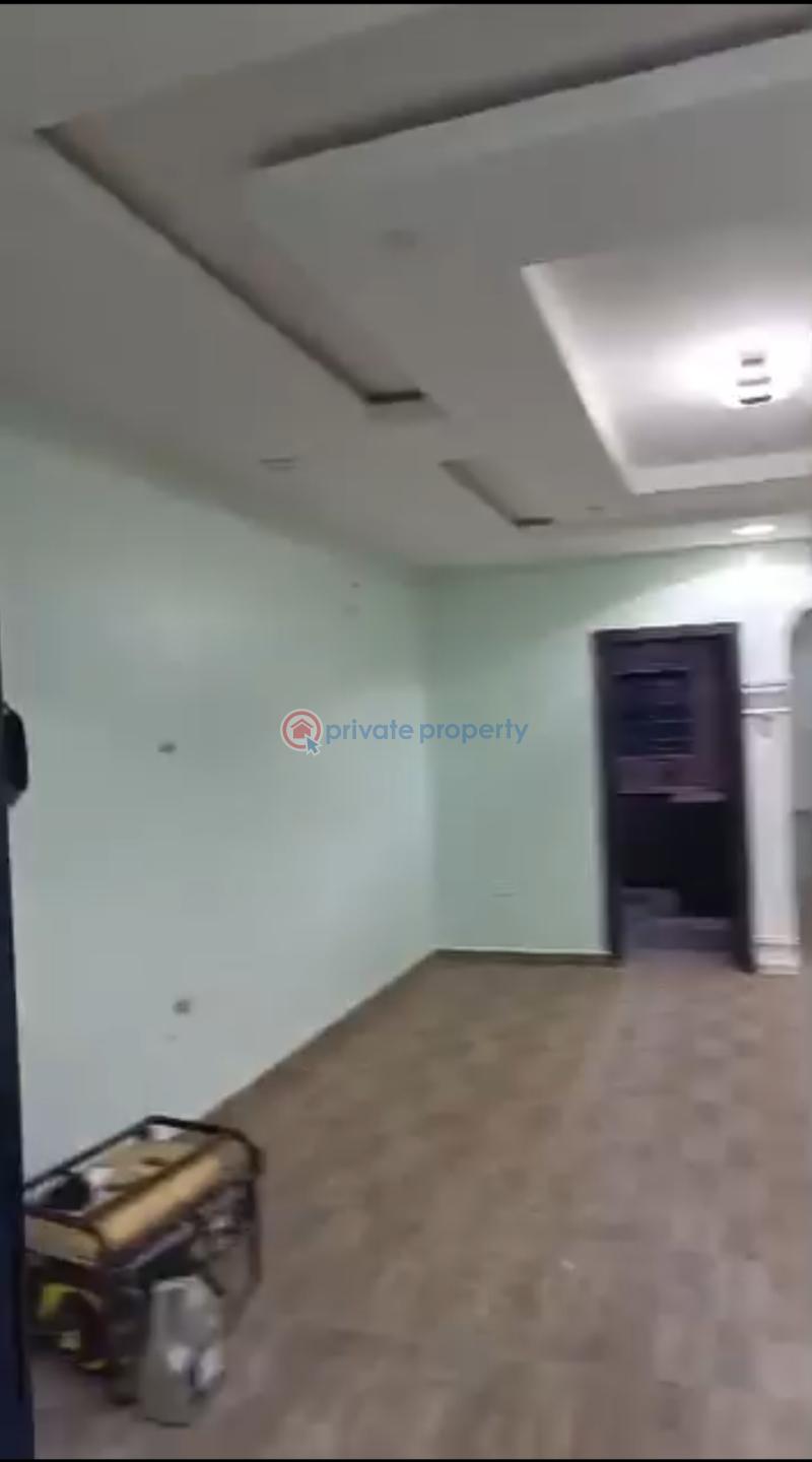 2 bedroom Block Of Flats For Rent Makogi, Magboro Obafemi Owode Ogun - 1
