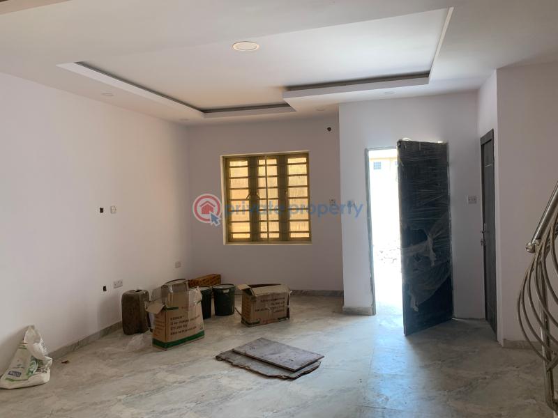 For rent 2 bedroom Duplex University View Estate Opposite Lagos