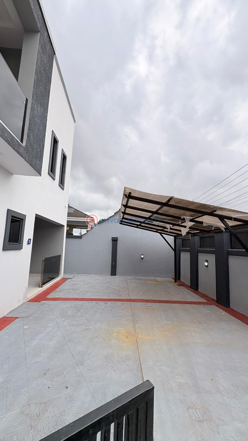 House For Sale Jericho Gra, Ibadan Ibadan Oyo - 1