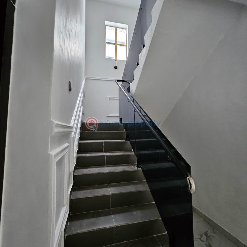 5 bedroom Duplex For Sale Oluyole Estate Ibadan Oyo - 2