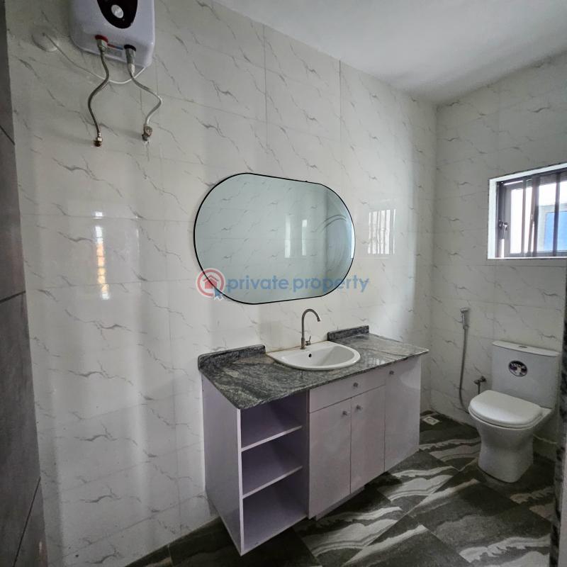 5 bedroom Duplex For Sale Oluyole Estate Ibadan Oyo - 4