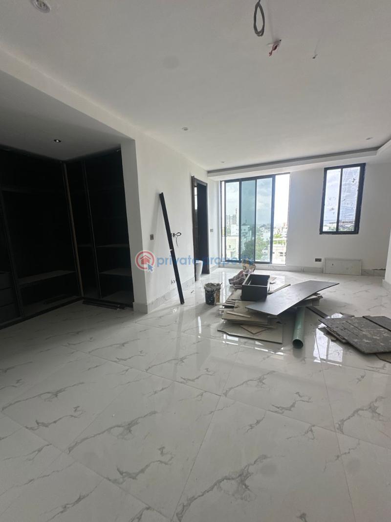 4 bedroom Shared Apartment For Sale Banana Island Ikoyi Lagos - 9