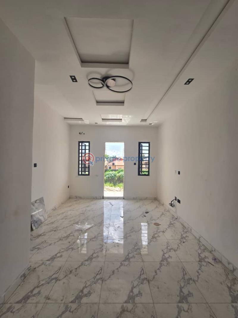 4 bedroom Semi detached Duplex For Sale Millennium Estate, Gbagada Lagos - 2