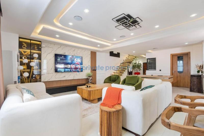 3 bedroom Block Of Flats For Sale Pedro Area Shomolu Lagos - 3