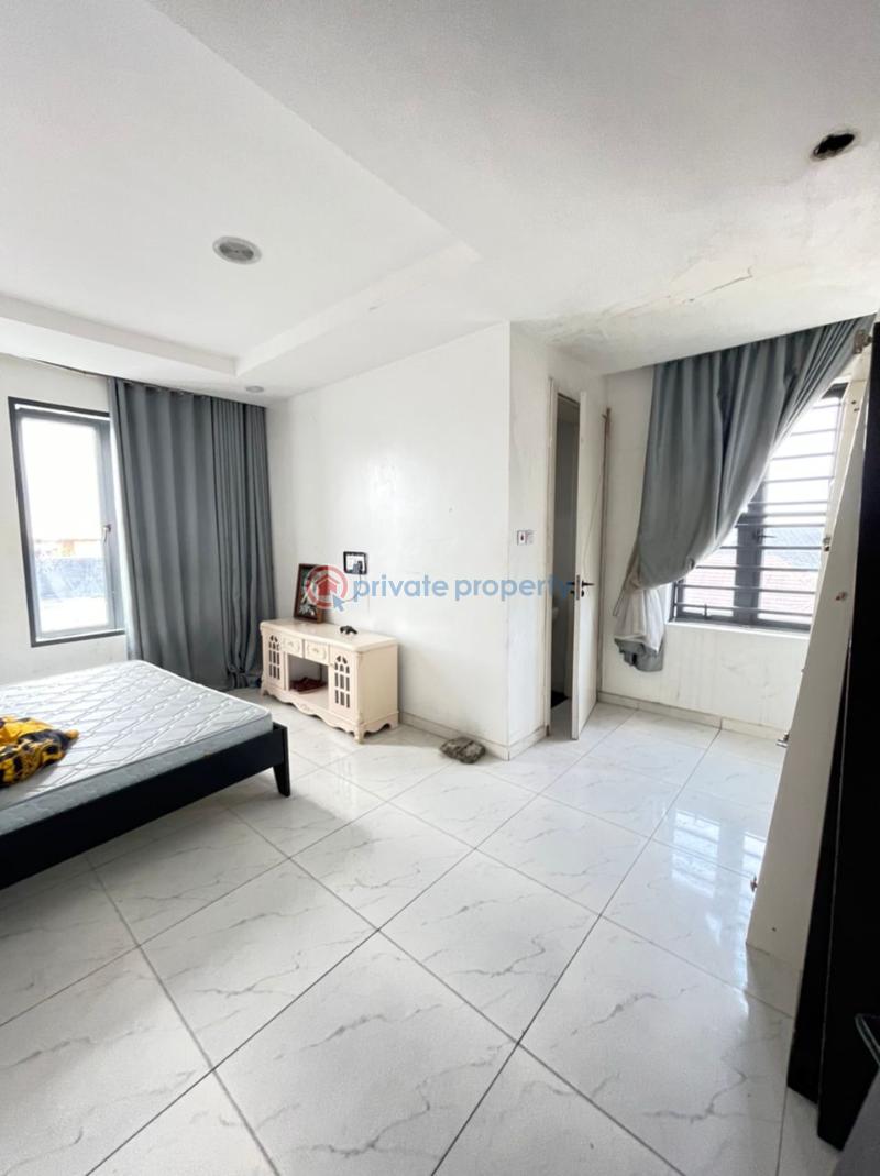 2 bedroom Block Of Flats For Sale Ikota Lekki Lagos - 3