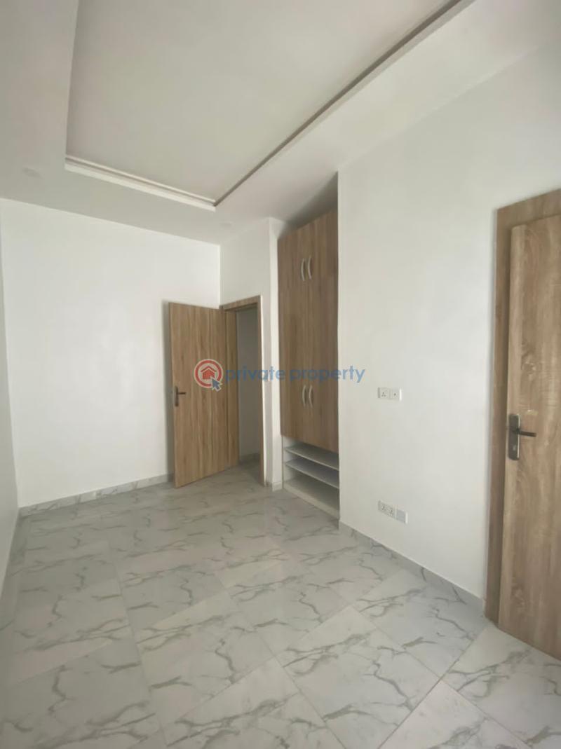 Newly built luxury  spacious 4 bedroom semi detached duplex available for  sale - 8 4 bedroom Duplex For Sale Chevron Lekki Lagos Lekki Phase 2 Lagos - 8