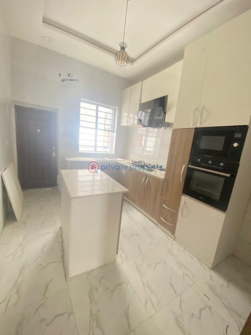Newly built luxury  spacious 4 bedroom semi detached duplex available for  sale - 4 4 bedroom Duplex For Sale Chevron Lekki Lagos Lekki Phase 2 Lagos - 4