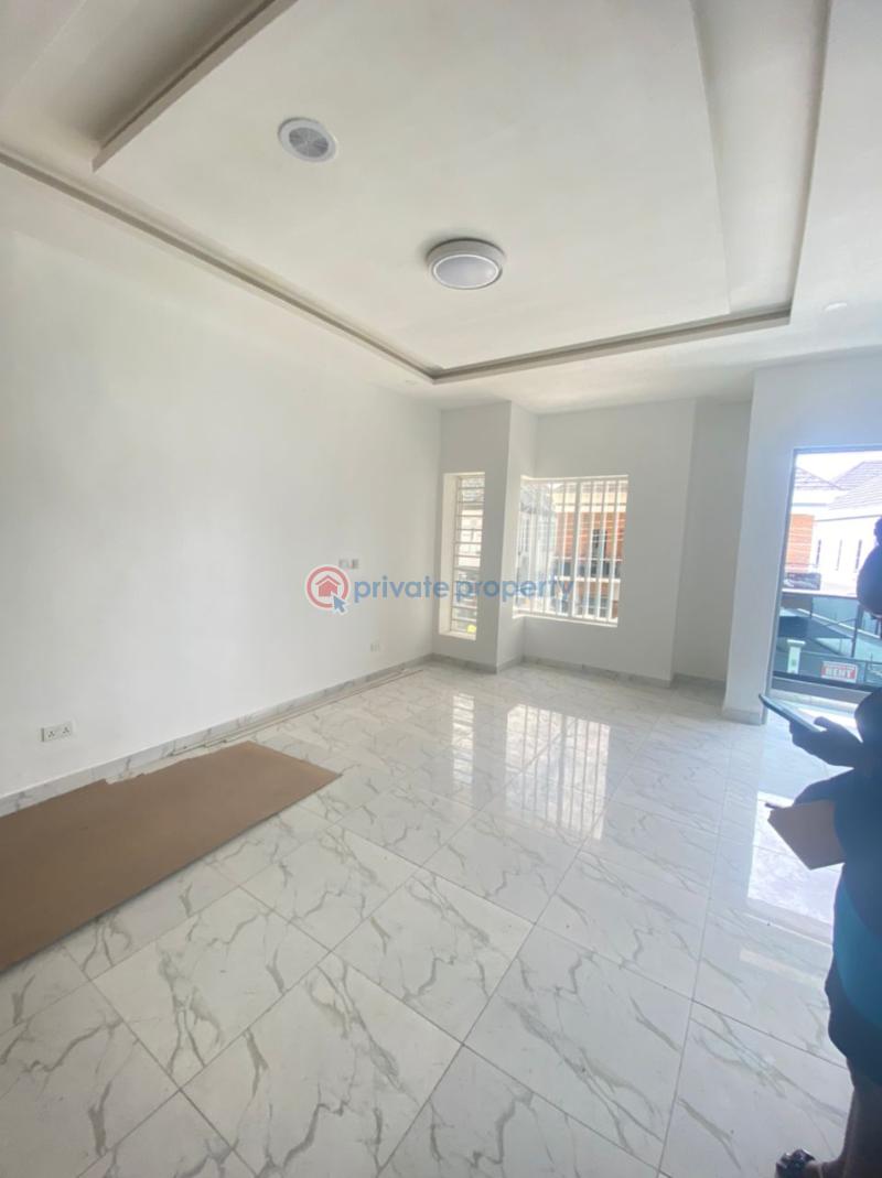 Newly built luxury  spacious 4 bedroom semi detached duplex available for  sale - 3 4 bedroom Duplex For Sale Chevron Lekki Lagos Lekki Phase 2 Lagos - 3