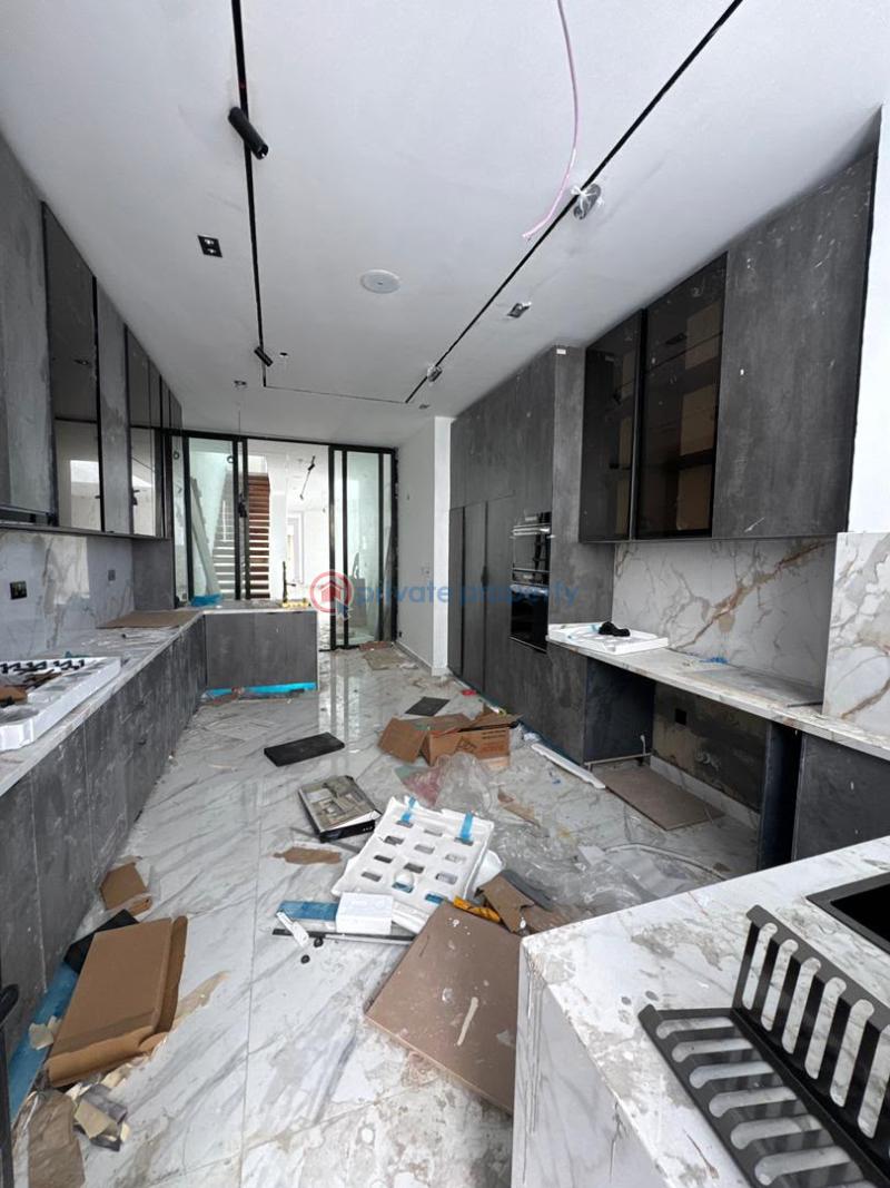 7 bedroom Duplex For Sale Ikate Lekki Axis Ikate Elegushi Lekki Lagos - 14