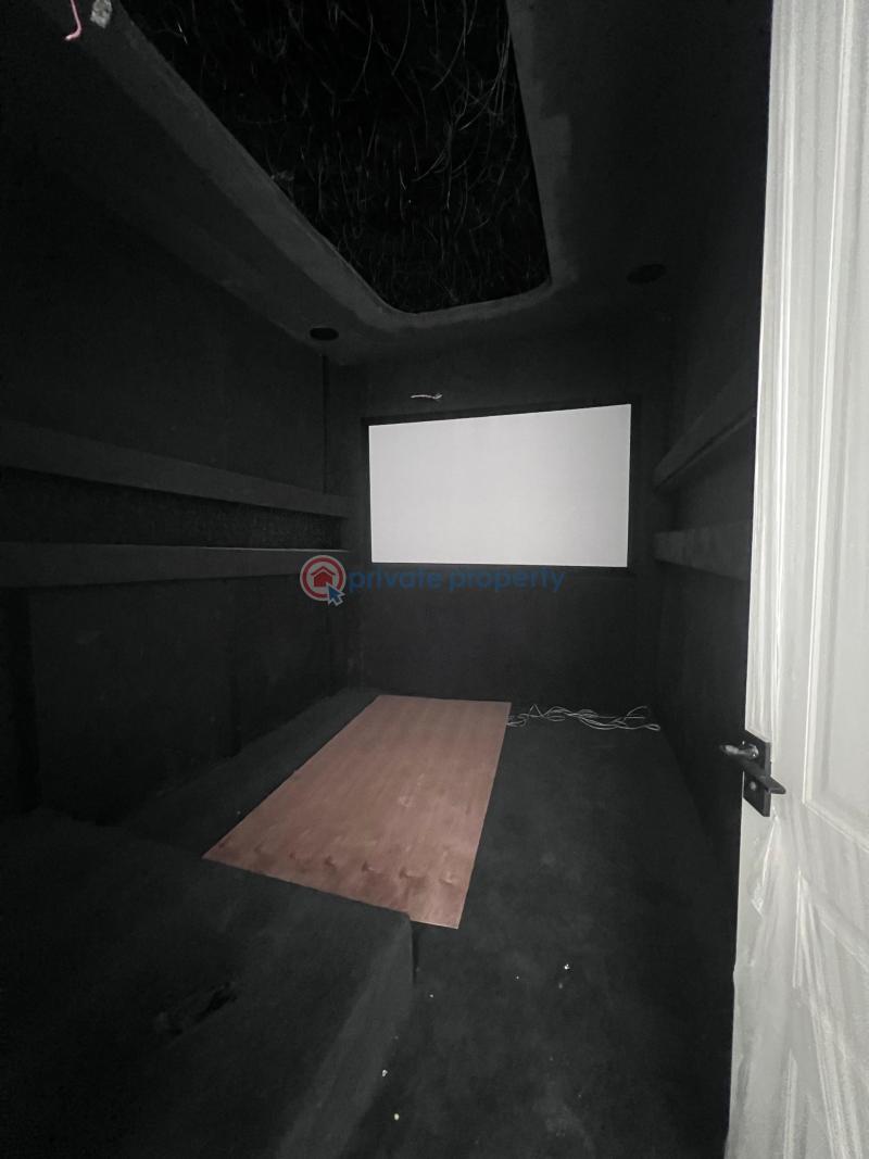 5 bedroom Semi detached Duplex For Sale Ikate Elegushi Lekki Lagos - 17