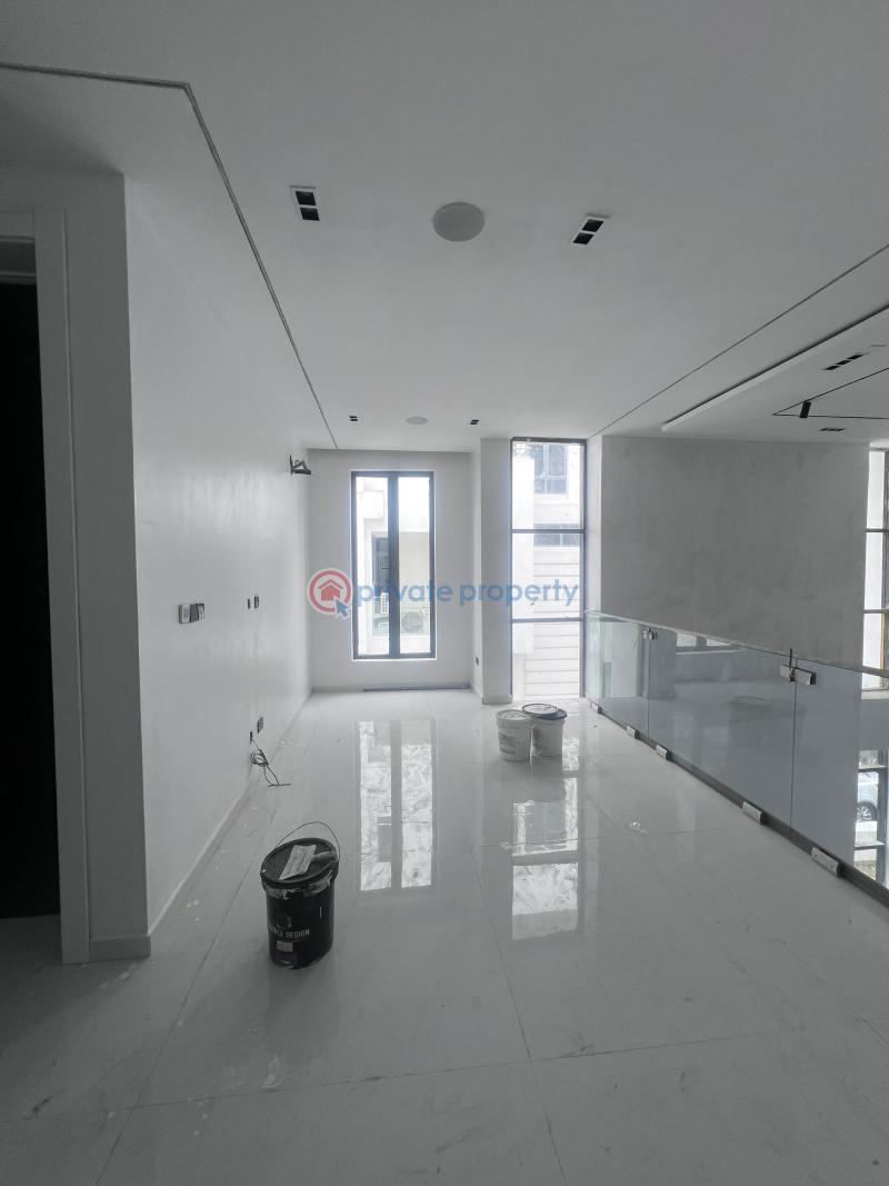 5 bedroom Semi detached Duplex For Sale Ikate Elegushi Lekki Lagos - 10