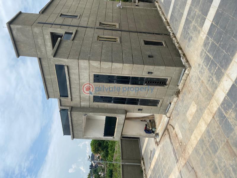 4 bedroom Terraced Duplex For Sale Egbu Close To Shoprite, Owerri North Lga, Imo Owerri Imo - 13