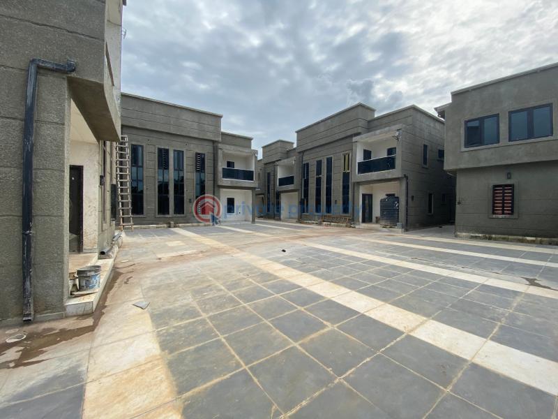 4 bedroom Terraced Duplex For Sale Egbu Close To Shoprite, Owerri North Lga, Imo Owerri Imo - 0
