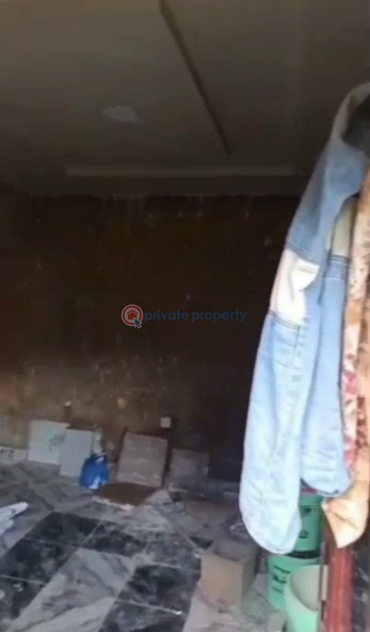 1 bedroom Mini Flat For Rent Onipanu Fadeyi Shomolu Lagos - 6