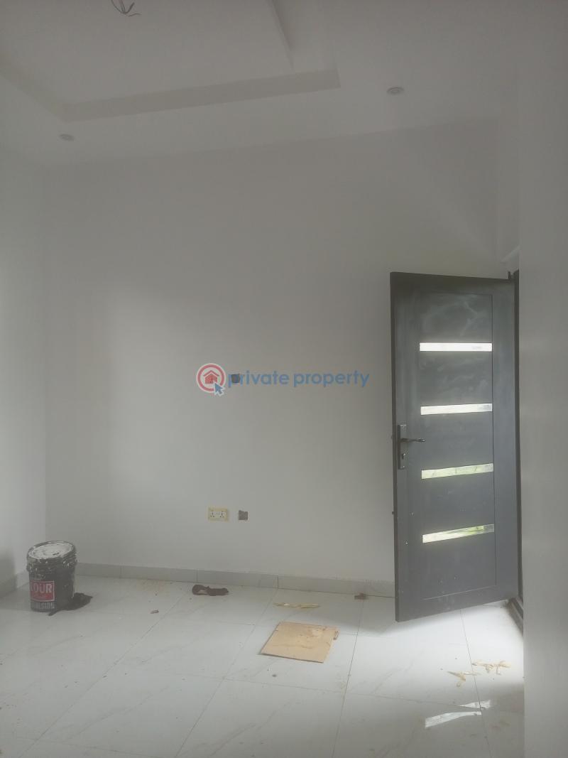 1 bedroom Mini Flat For Rent Colvet Jakande Estate Jakande Estate Isolo Lagos - 1
