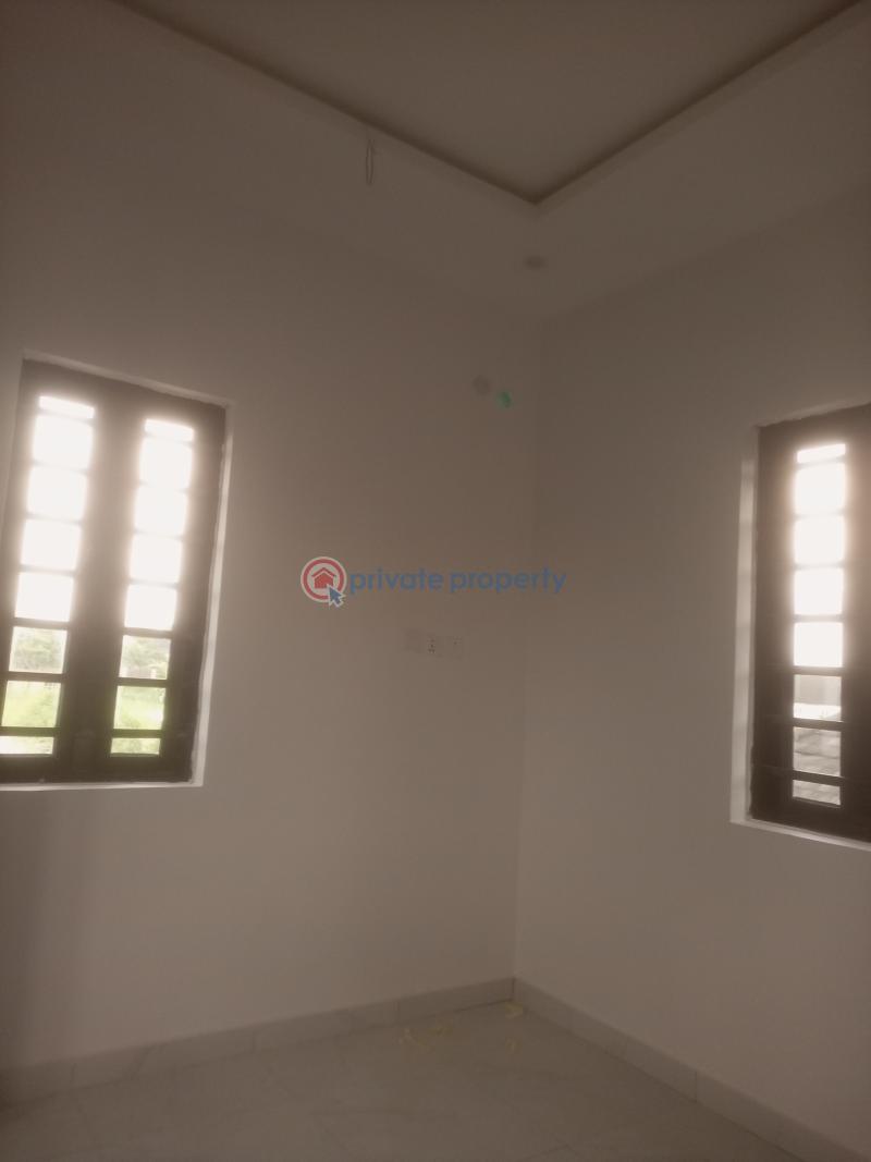 1 bedroom Mini Flat For Rent Colvet Jakande Estate Jakande Estate Isolo Lagos - 4