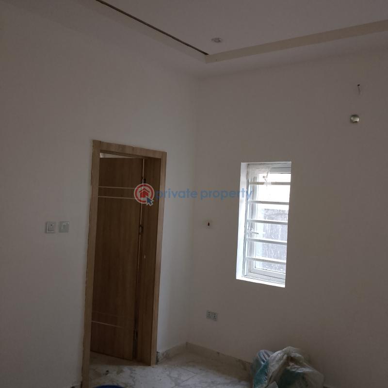1 bedroom Mini Flat For Rent Silver Point Estate Badore Ajah Lagos - 8