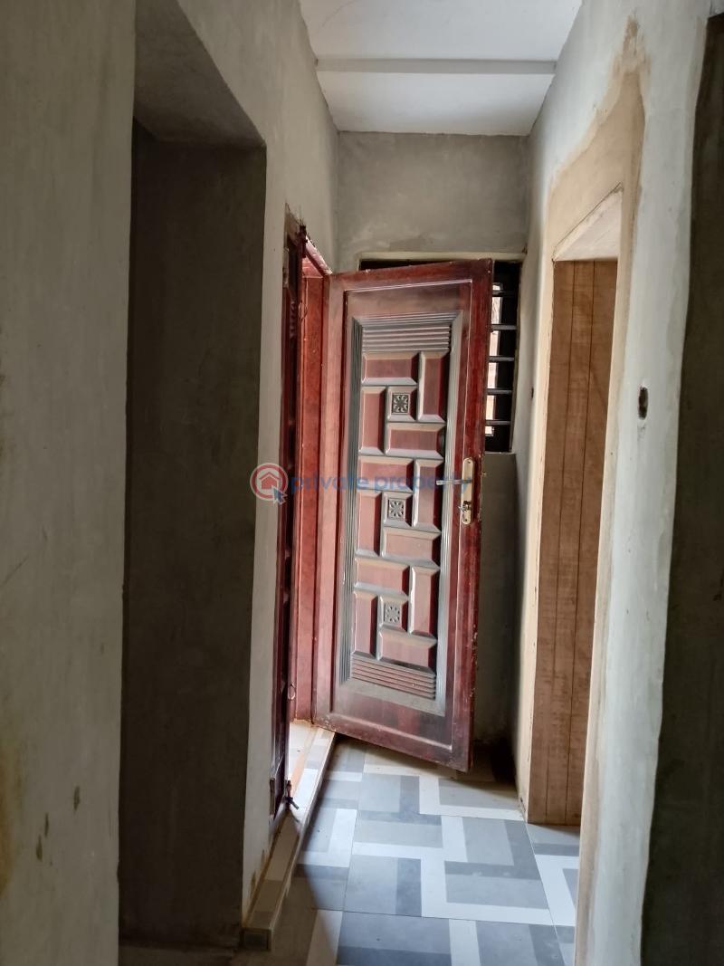 Mini Flat For Rent Pakuro Lotto Ibafo Ogun area  - 4