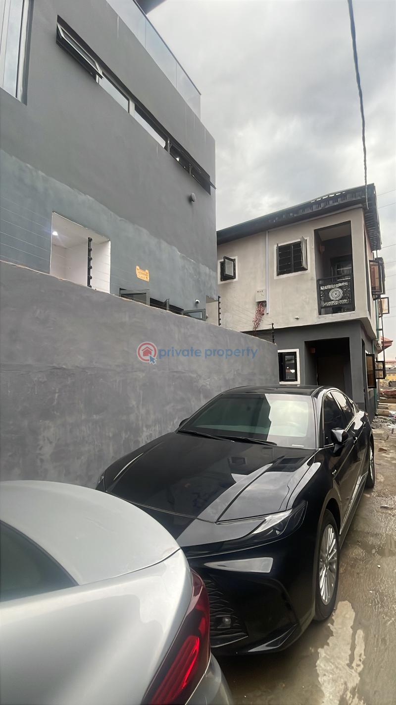 1 bedroom Mini Flat For Rent Isheri Magodo Magodo GRA Phase 1 Ojodu Lagos - 0
