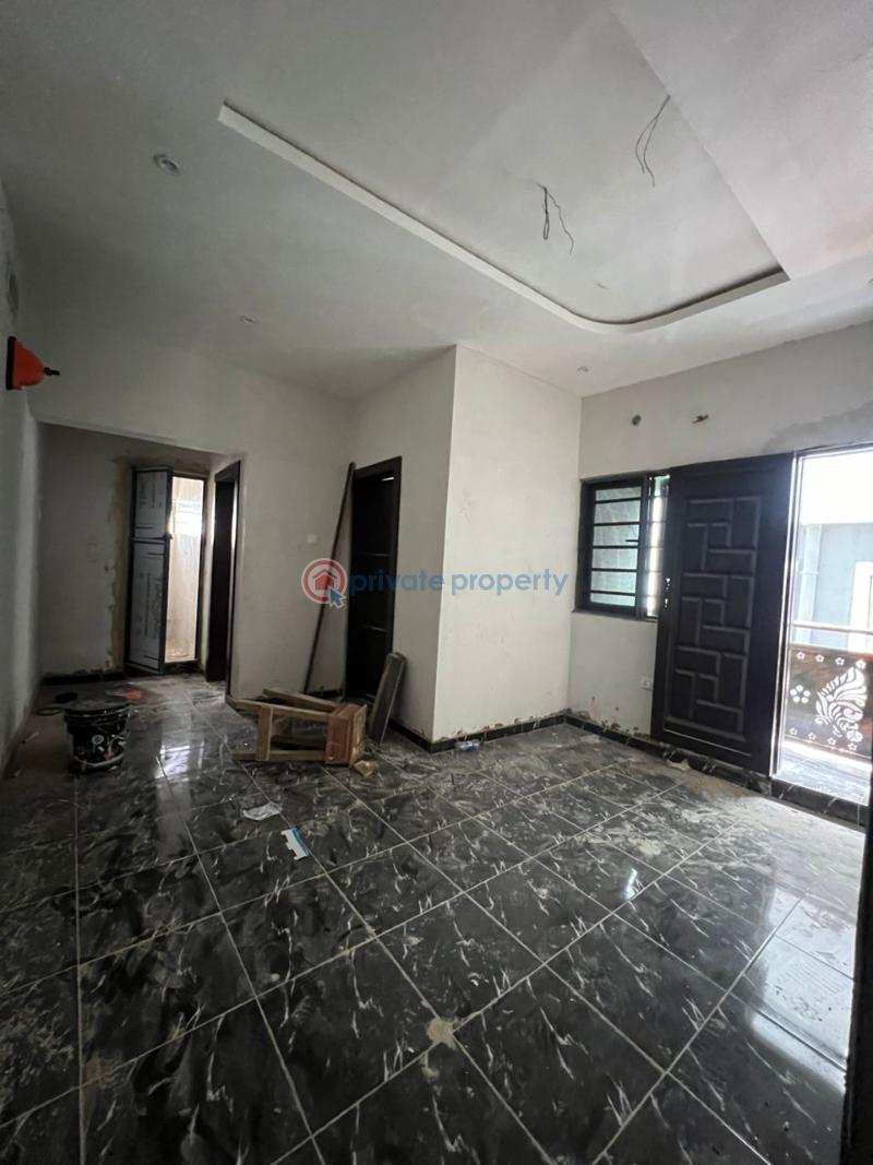1 bedroom Mini Flat For Rent Fadeyi Other Side Fadeyi Shomolu Lagos - 0