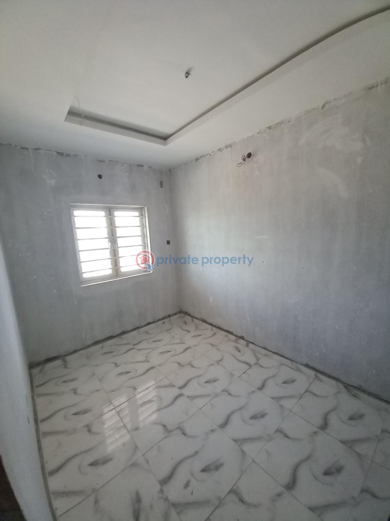 1 bedroom Mini Flat For Rent General Paint Ajah Lagos - 6