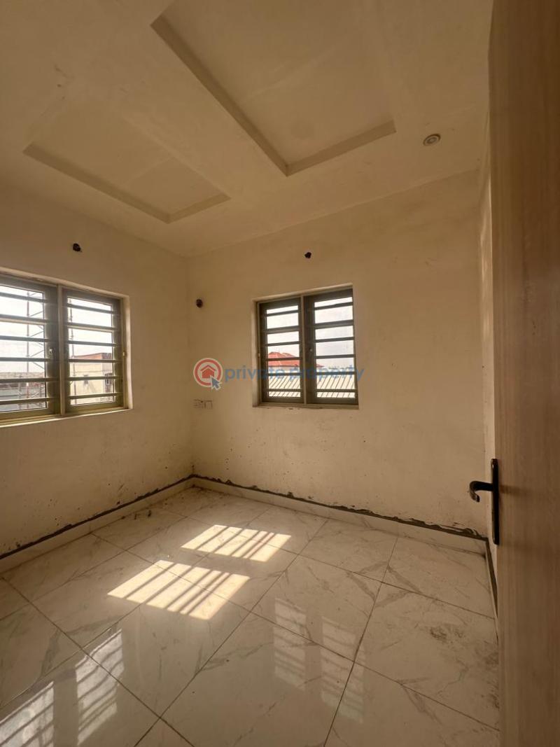 1 bedroom Mini Flat For Rent Ilupeju Lagos - 5
