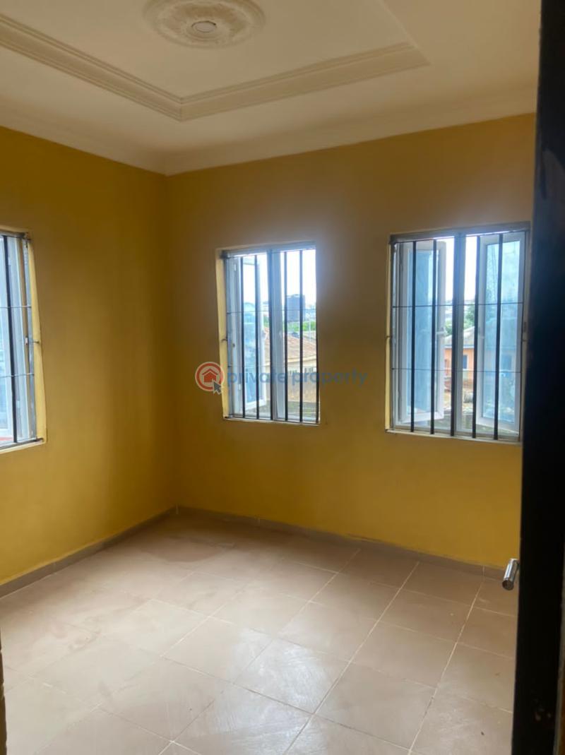For rent 1 bedroom Flat & Apartment Ikola Command, Ipaja Road Ipaja