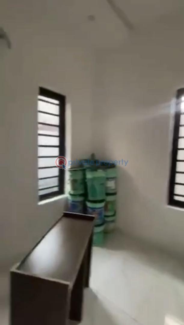 4 bedroom Semi detached Duplex For Sale Medina Estate Gbagada Lagos - 2