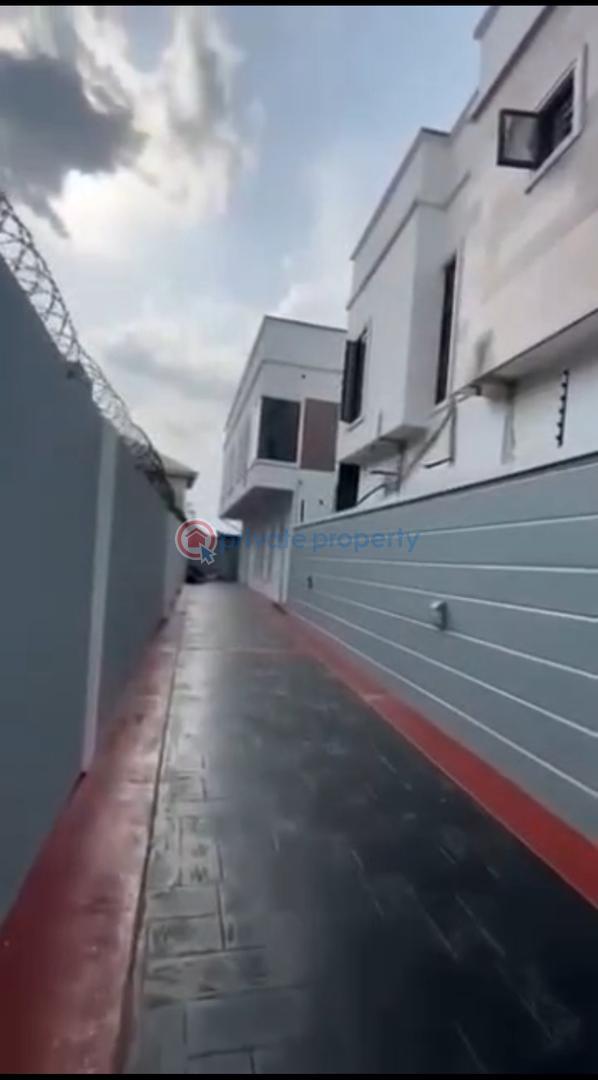 4 bedroom Semi detached Duplex For Sale Medina Estate Gbagada Lagos - 0