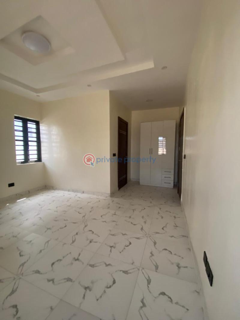 4 bedroom House For Sale Gbagada Lagos - 2