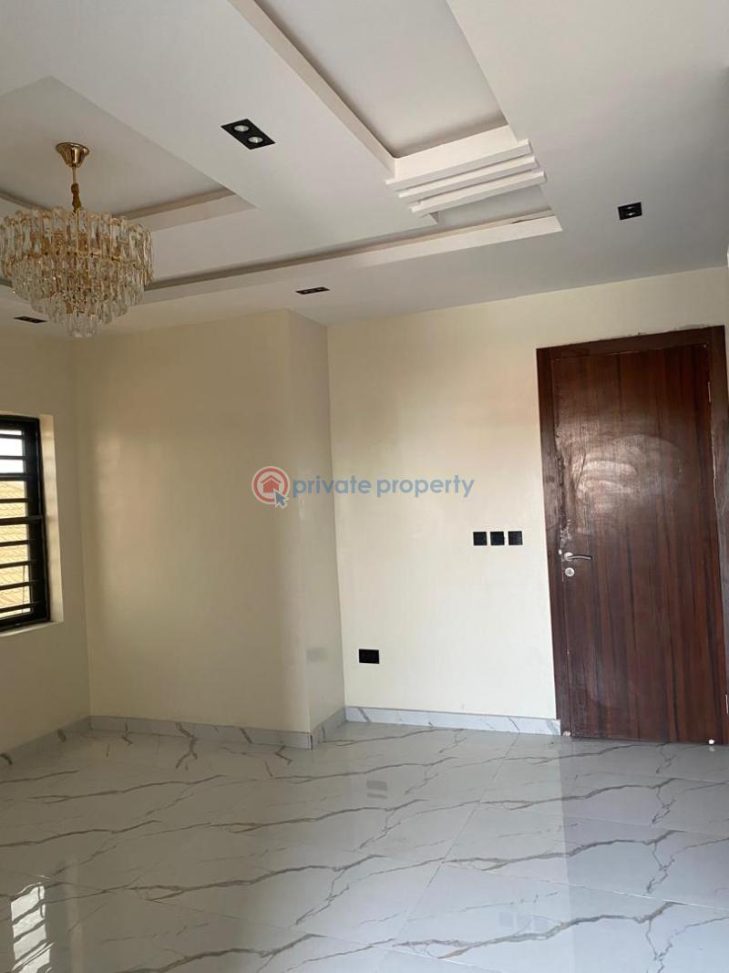 4 bedroom House For Sale Gbagada Lagos - 1