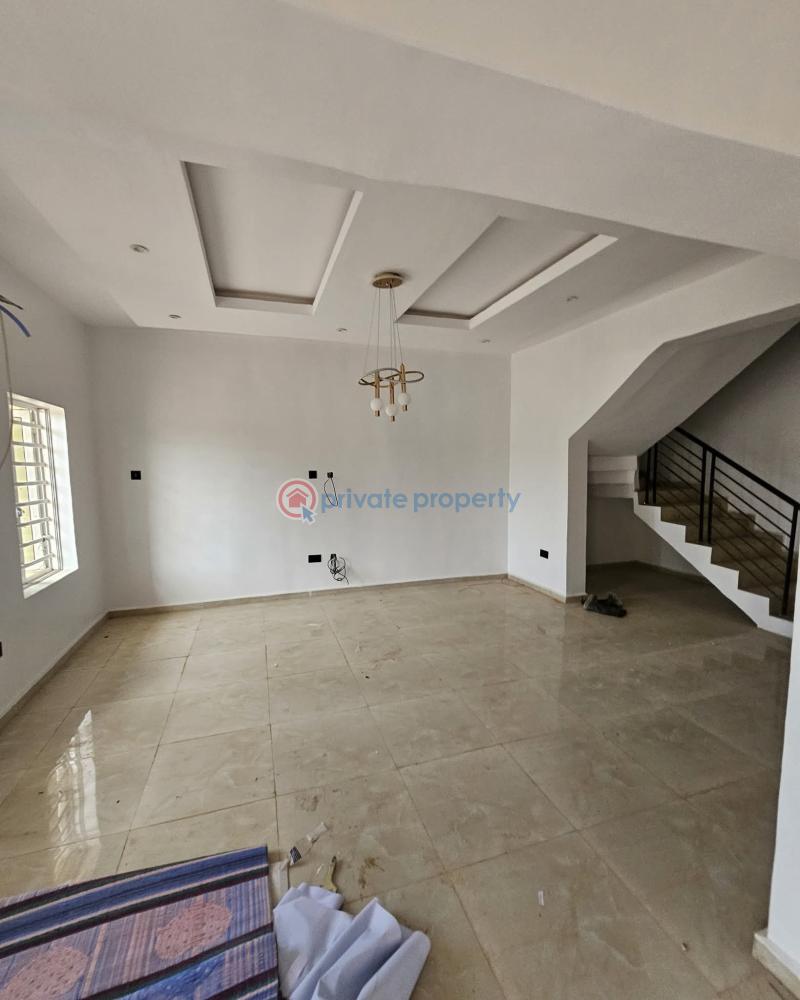 4 bedroom Terrace For Sale Estate Dopemu Cement Agege Lagos - 5
