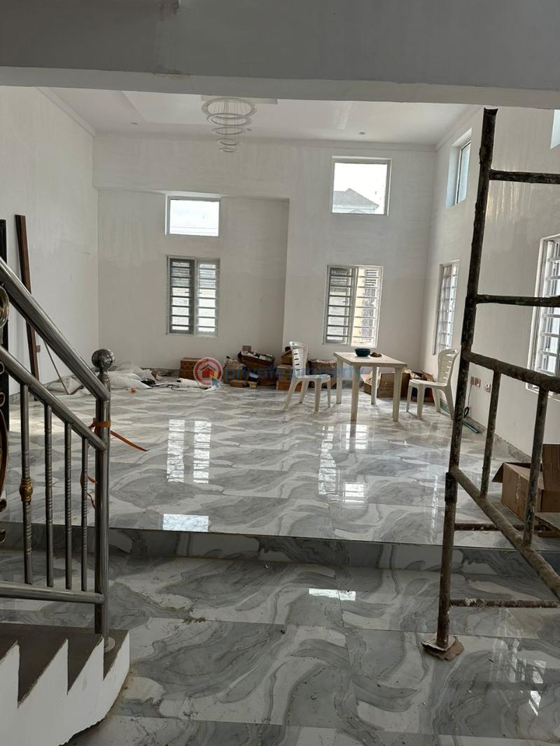4 bedroom Duplex For Sale Main Alalubosa Gra Ibadan Oyo - 6