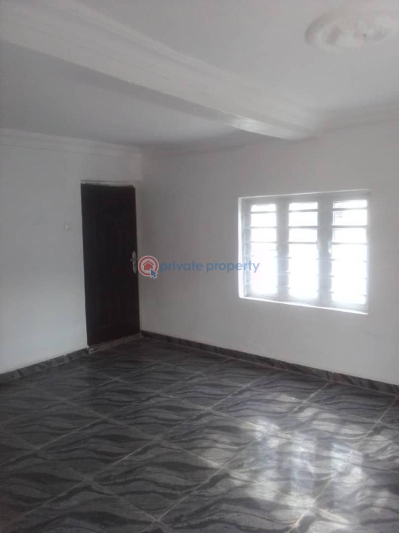 Newly built of 5flat of 2bedroom each with pop borehole & other necessary facilities - 3 2 bedroom Block Of Flats For Rent Ososami Ring Road Ring Road Ibadan Oyo - 3