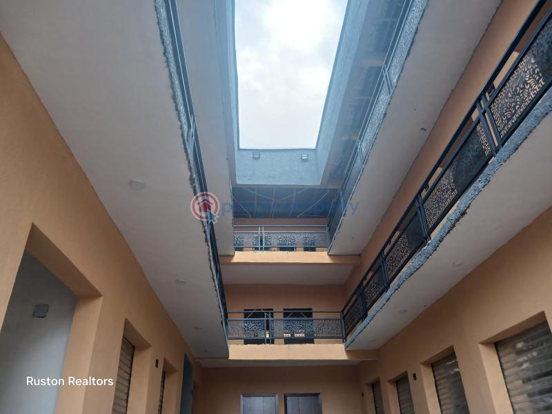 Mall/Complex/Plaza For Rent Dugbe Ibadan Oyo - 3