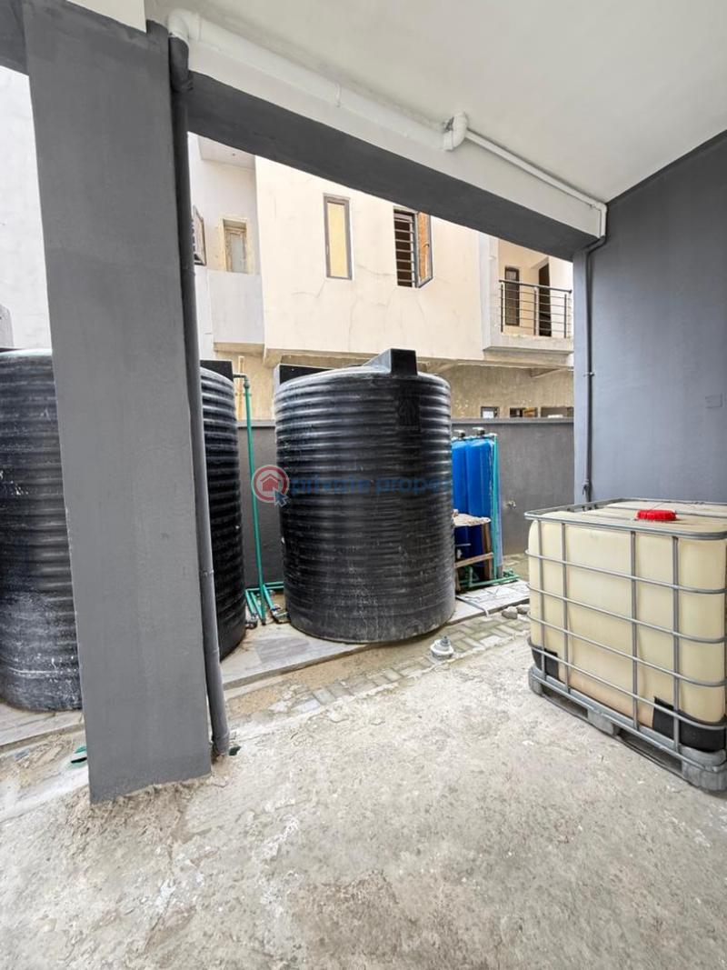 1 bedroom Flat & Apartment For Sale Ologolo Lekki Lagos - 8